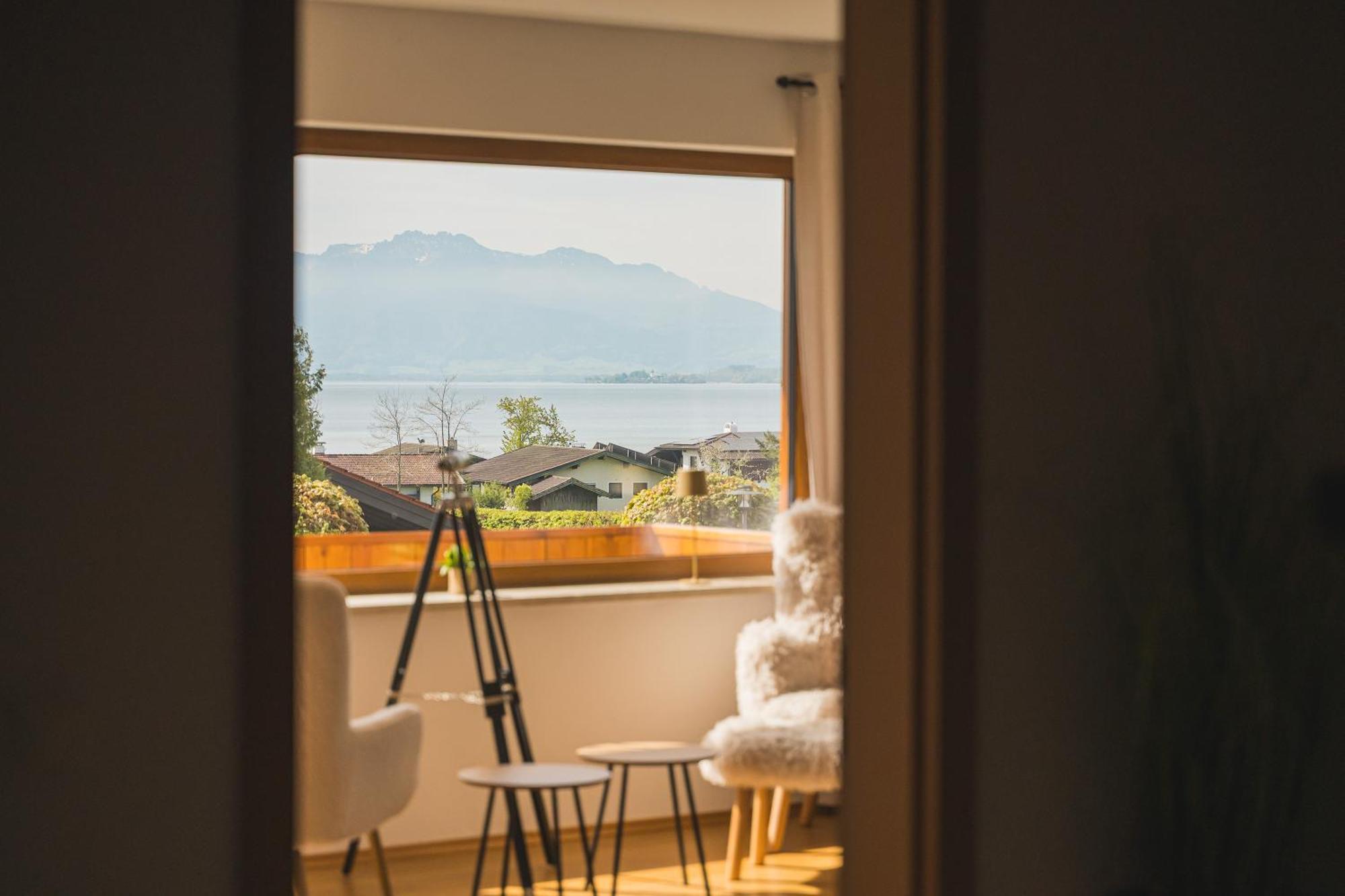 Chalet Am See - Seeblick Bergblick Modern Charmant Neu Сион-Зеебрук Екстериор снимка