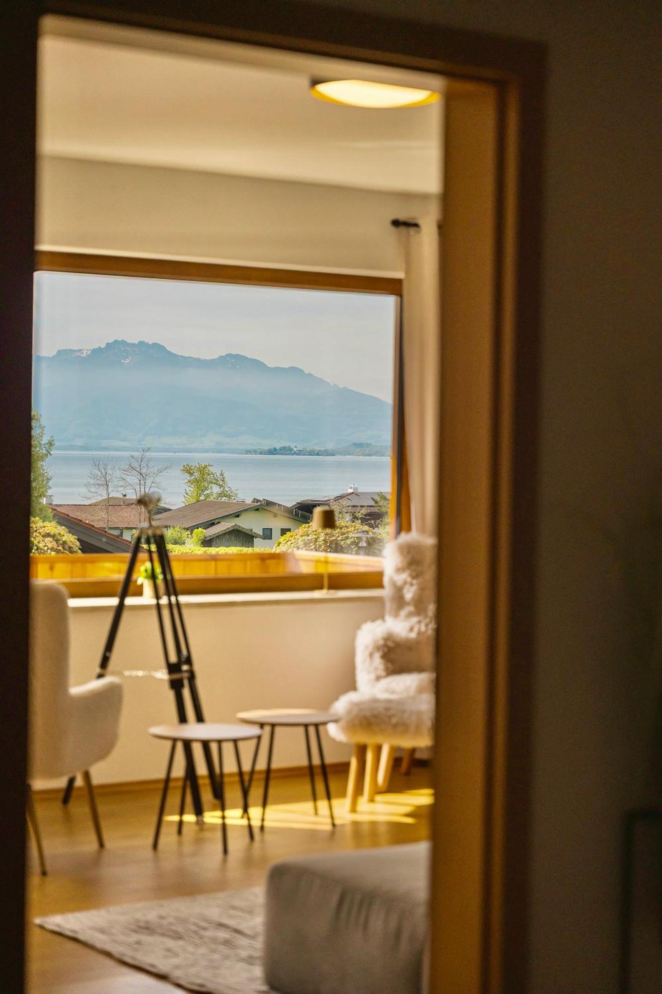 Chalet Am See - Seeblick Bergblick Modern Charmant Neu Сион-Зеебрук Екстериор снимка